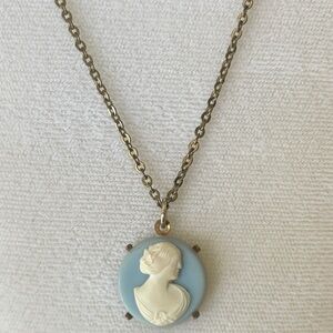 Vintage Blue Cameo Pendant Necklace - Unbranded